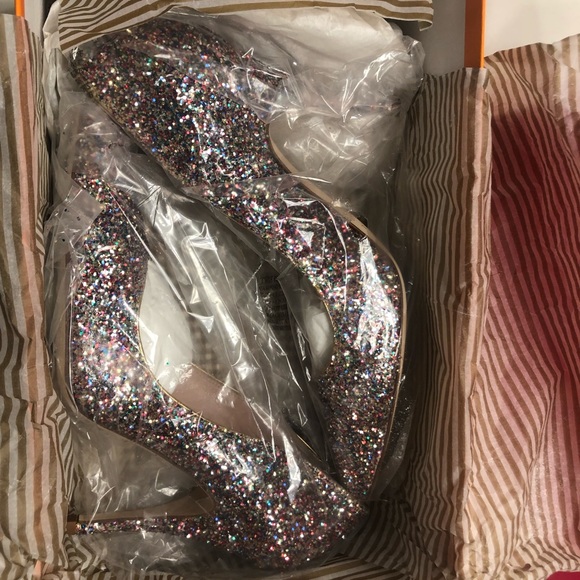 Licorice Too Multi-Colored Glitter Pump
Kate Spade - Picture 5 of 8
